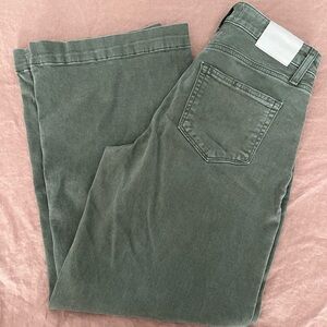 PAIGE Anessa wide leg ankle jeans, size 26